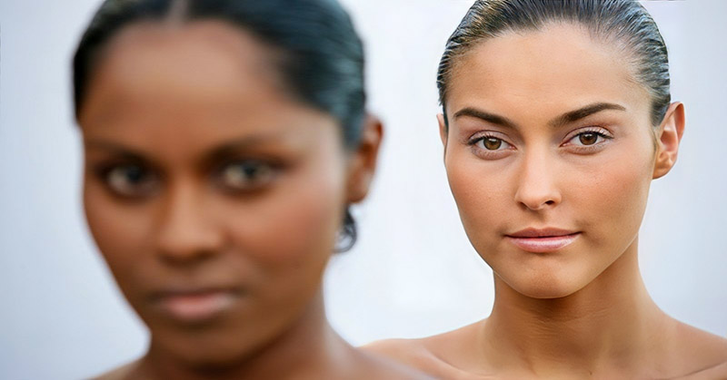 woman comparing herself to other woman, staring at her