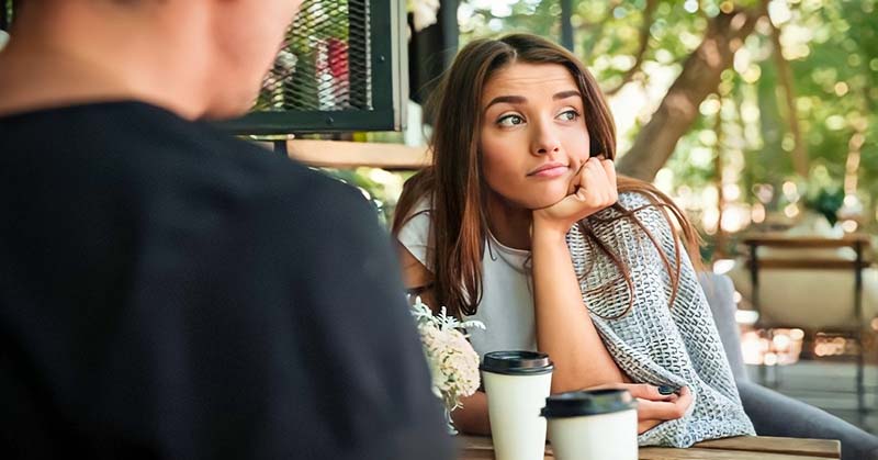 bored woman with man - illustrating not being able to keep a conversation going