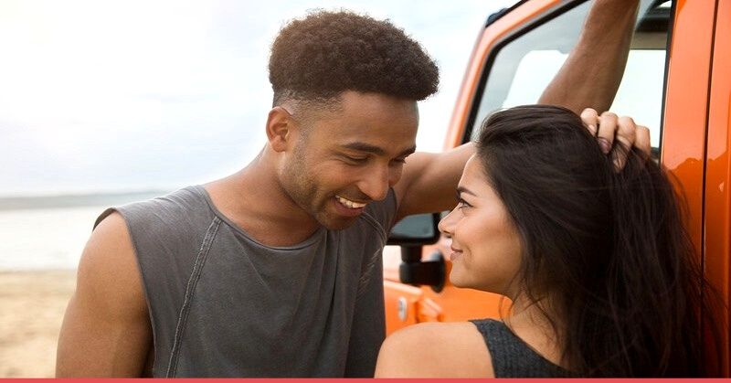 14 Body Language Signs That Show A Man Is 100% Attracted To You