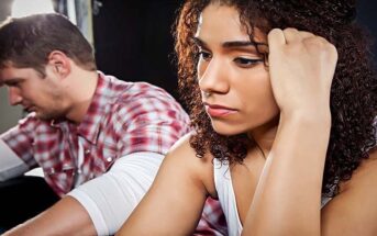 couple not talking because the relationship is over