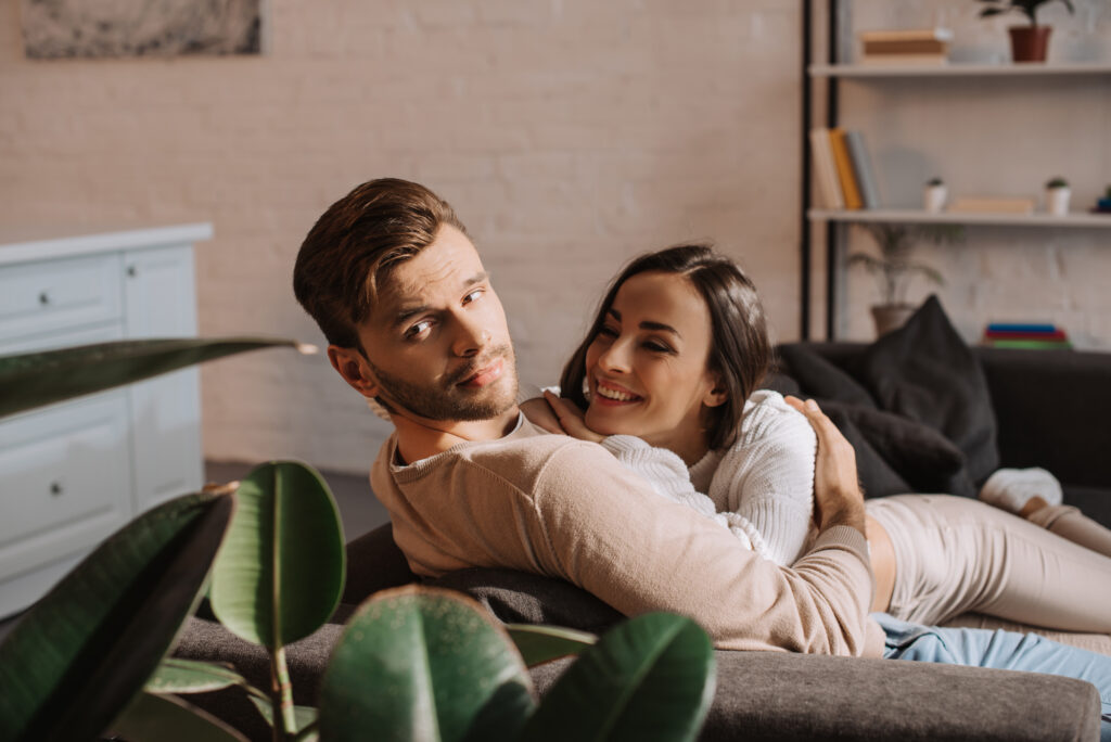 10 Red Flags Your Partner Has No Intention Of Committing