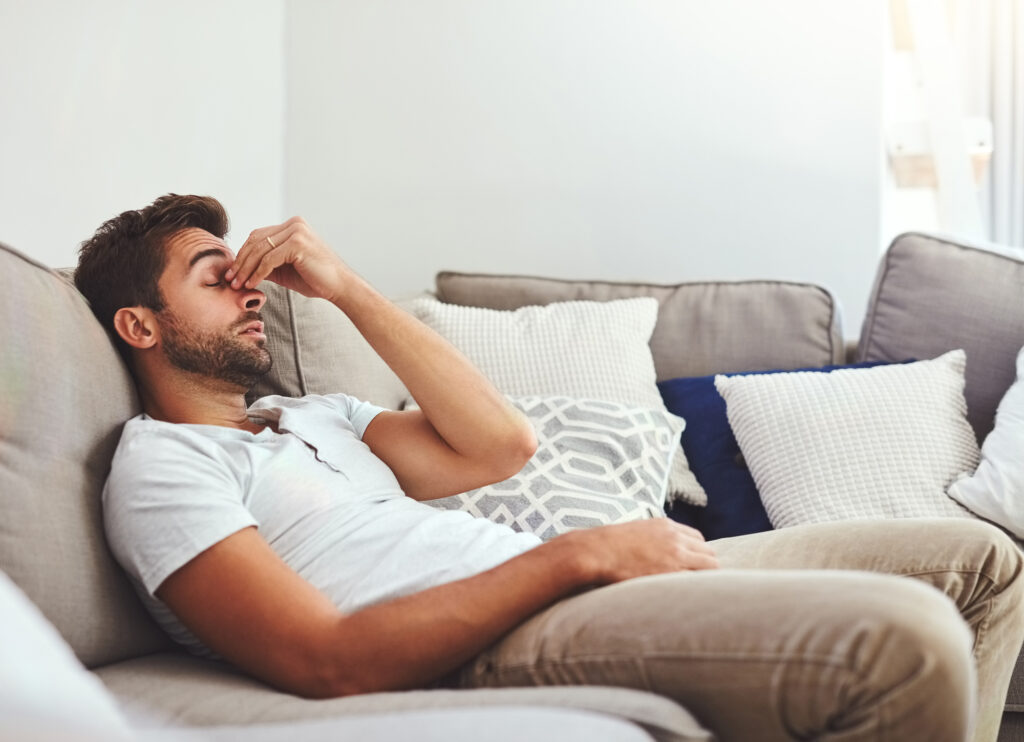 People who over-analyze how others view them display these 15 behaviors